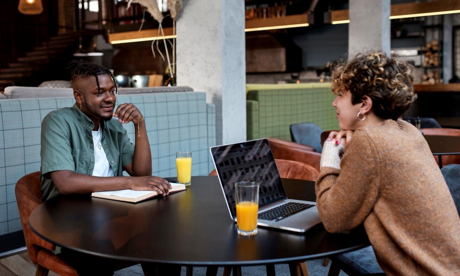 Consultation financière et analyse stratégique